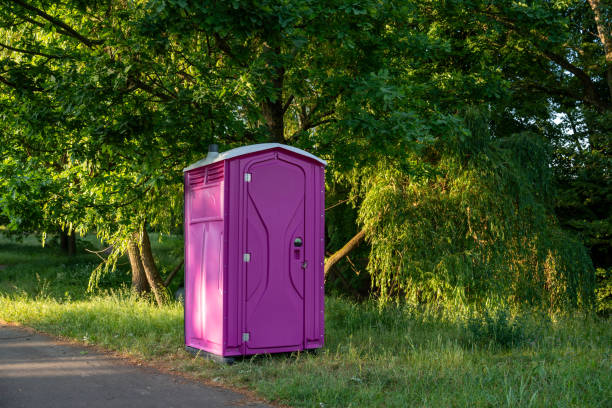 Best Portable restroom solutions  in Sisters, OR